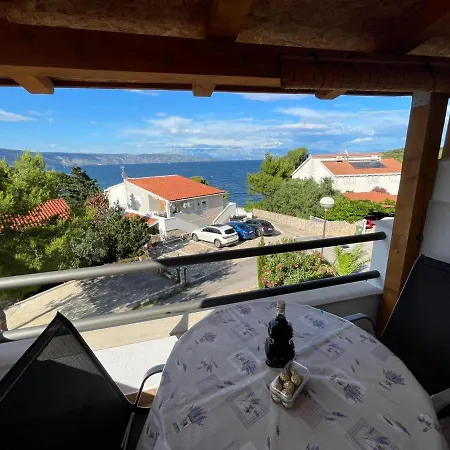 Cesarec Apartament Vrboska