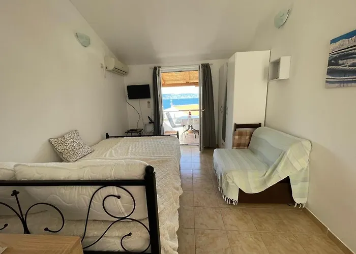 Cesarec Apartament Vrboska