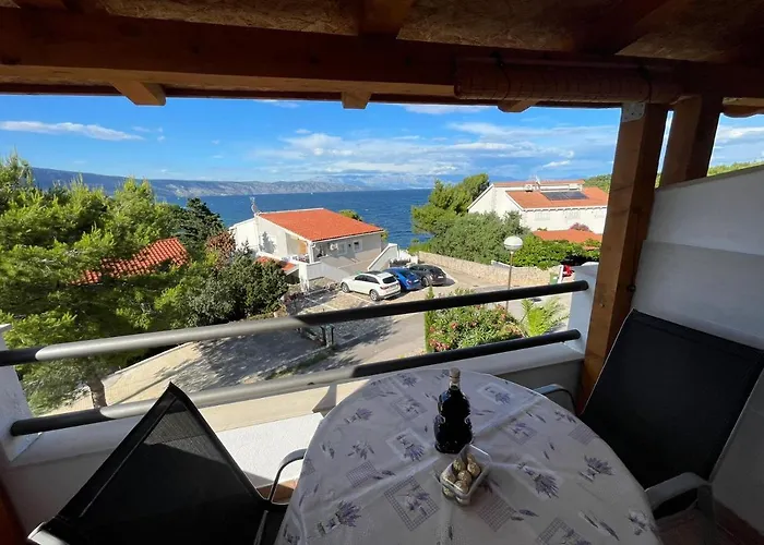 Cesarec Apartament Vrboska