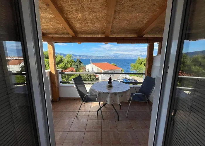 Cesarec Apartament Vrboska